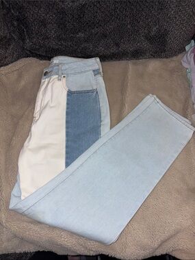 PacSun Eco Hopper Patch Mom Jeans, Size 26